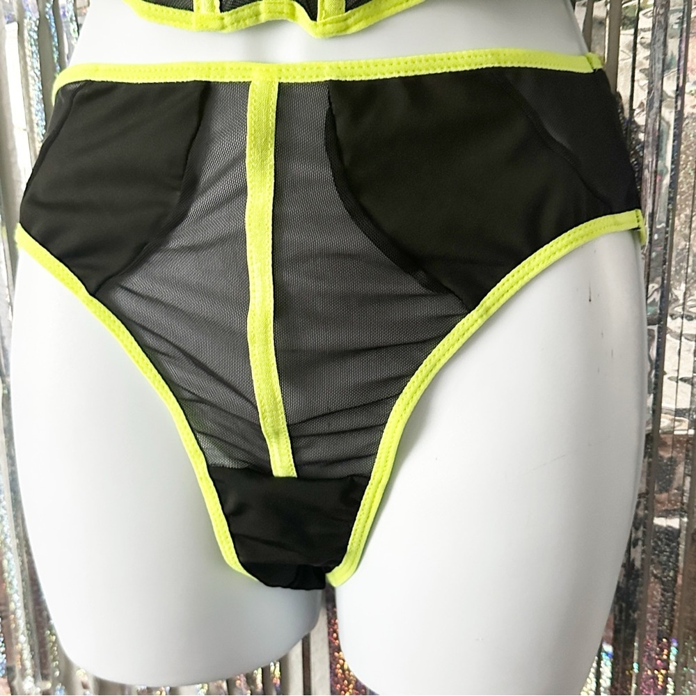 Neon Yellow & Sheer Black Strappy Choker Kinky Lingerie Set Women’s Size Medium - Picture 4 of 8